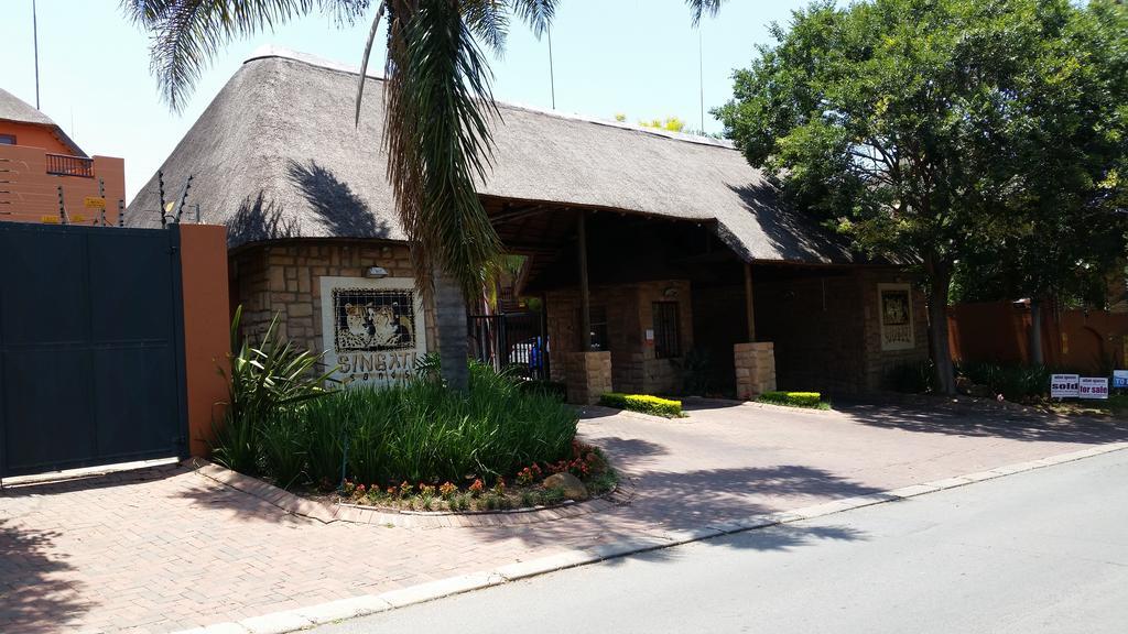Singati Sands Sunninghill Sandton Exterior photo