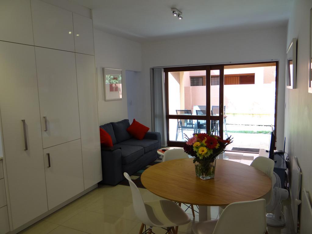 Singati Sands Sunninghill Sandton Exterior photo