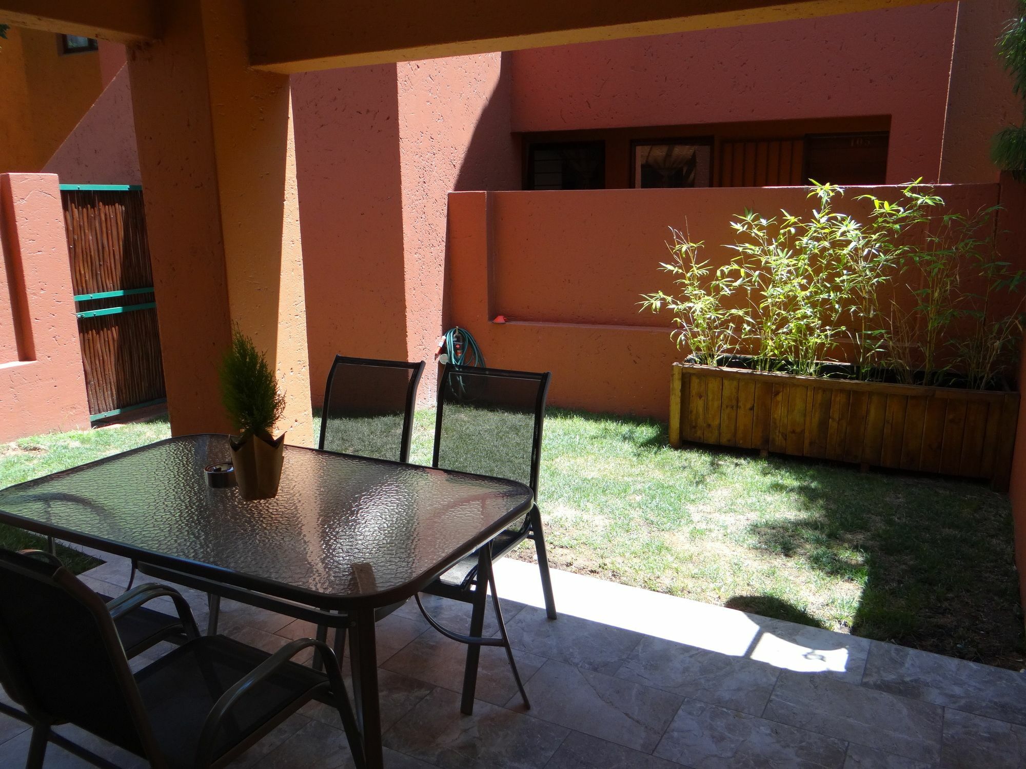 Singati Sands Sunninghill Sandton Exterior photo