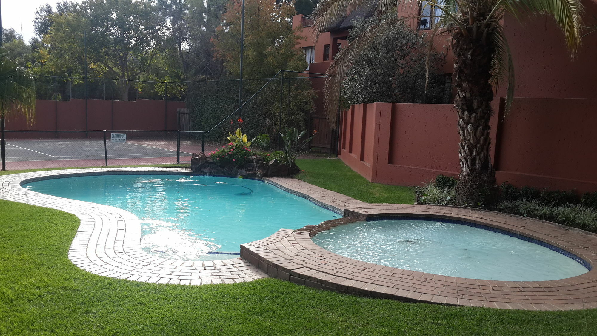 Singati Sands Sunninghill Sandton Exterior photo