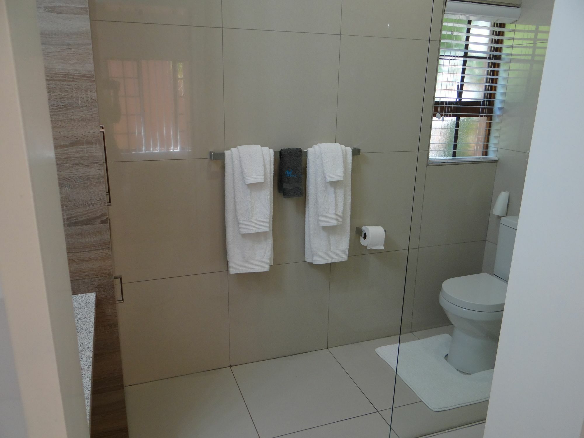 Singati Sands Sunninghill Sandton Exterior photo